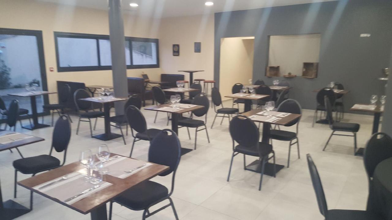Hotel Restaurant Mas Del Gall Castelnou Dış mekan fotoğraf